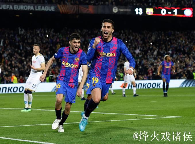 法兰克福主帅:上次客场对阵巴萨是一段非凡的记忆 法兰克福主帅:上次客场对阵巴萨是一段非凡的记忆